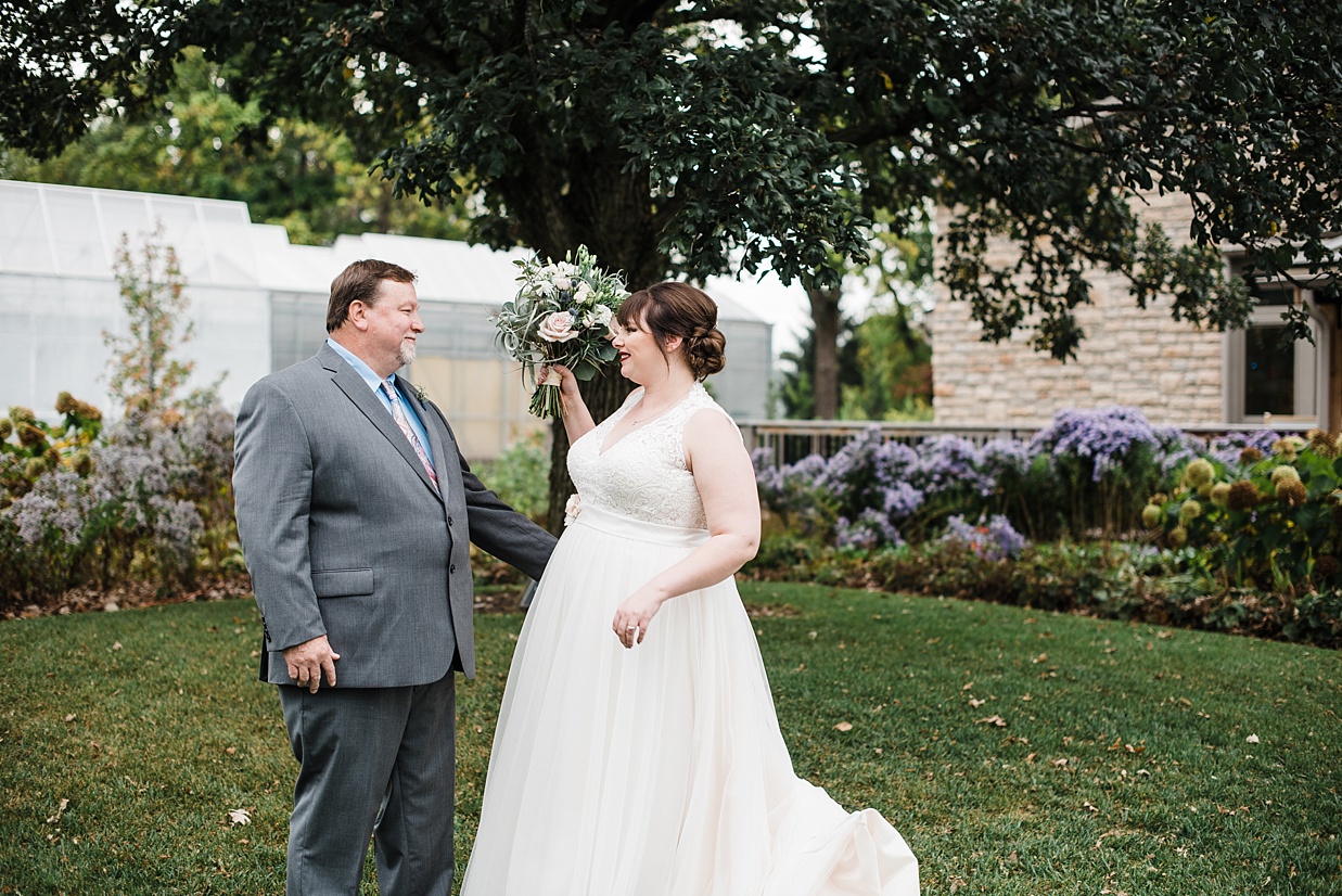 Wells Barn wedding, Ashley D Photography, Franklin Park Conservatory, Wells Barn, first look with dad